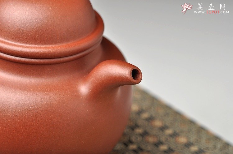 紫砂壶图片：老味十足 全手寿珍掇球 最新力作 俊雅有力道 - 美壶网