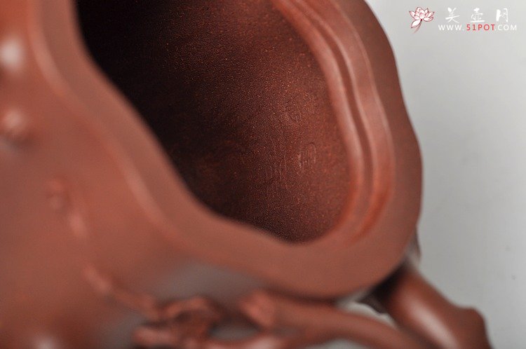紫砂壶图片：苍劲之意 古拙之风 杀茶利器 全手小梅桩 - 美壶网