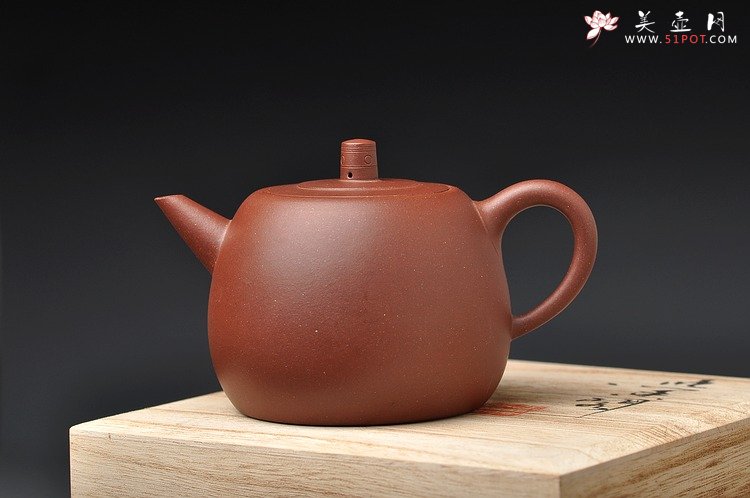 紫砂壶图片：全手剑流井栏 古拙老辣 - 美壶网