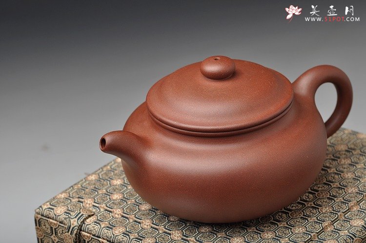 紫砂壶图片： 敦厚饱满 顾派仿古 形体耐品 传统实用 - 美壶网