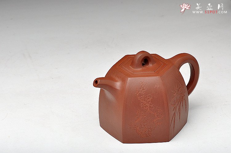 紫砂壶图片：史金妹经典代表作 全手秤砣六方 国大师李昌鸿即兴装饰 - 美壶网