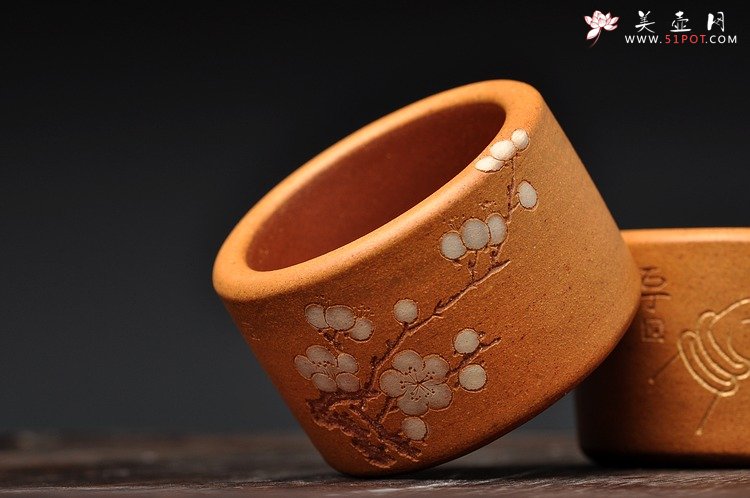 紫砂壶图片：扳指杯 拈花微笑 腊梅玉洁 - 美壶网