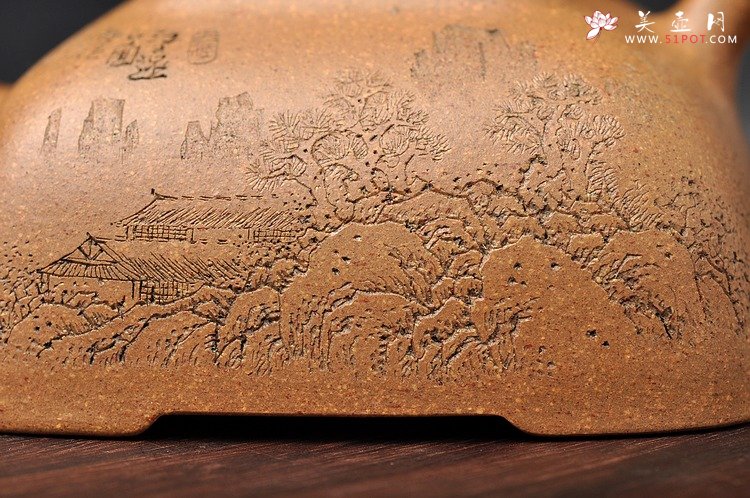 紫砂壶图片：强强联合 李彦雄通景山水 全手孤棱 素雅耐品 - 美壶网