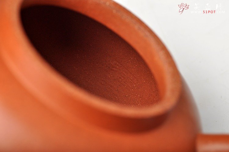 紫砂壶图片：实用佳器 降坡泥 全手巨轮珠 - 美壶网