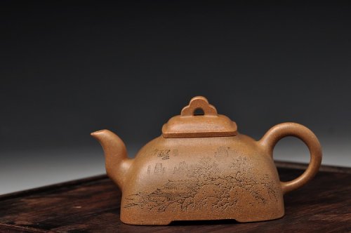 何卫枫紫砂壶 强强联合 李彦雄通景山水 全手孤棱 素雅耐品 原矿段泥