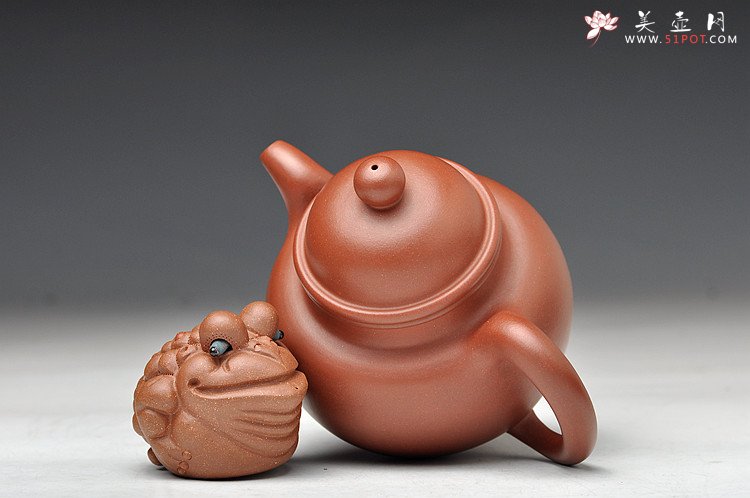 紫砂壶图片：周路健新品 全手寿珍掇球 摹之气韵 - 美壶网