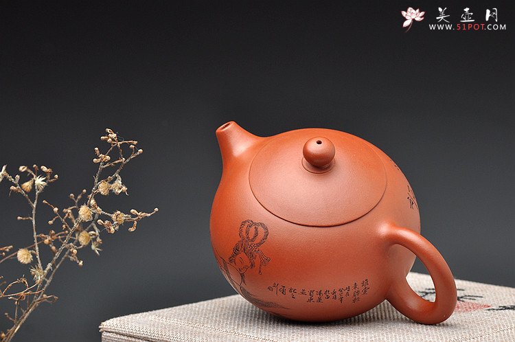 紫砂壶图片：谁赏素腰轻o(∩_∩)o  红泥西施 韵味十足 - 美壶网