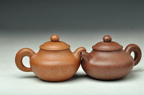 陈进紫砂壶 蓄势内敛 趣味盎然 全手婉珠 创新技法表现 非常有味道~  紫泥和段泥两种 原矿紫泥