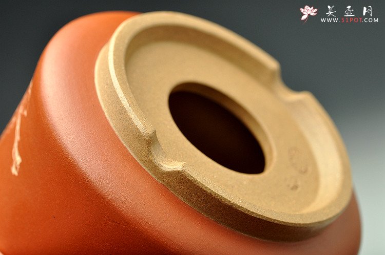 紫砂壶图片：精工花盆 粉朱泥浆 难得糊涂 案头花盆 仅一件 - 美壶网