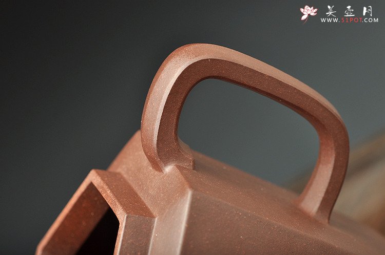 紫砂壶图片：全手新作 精工大气 挺拔清秀 六方吉壶 - 美壶网