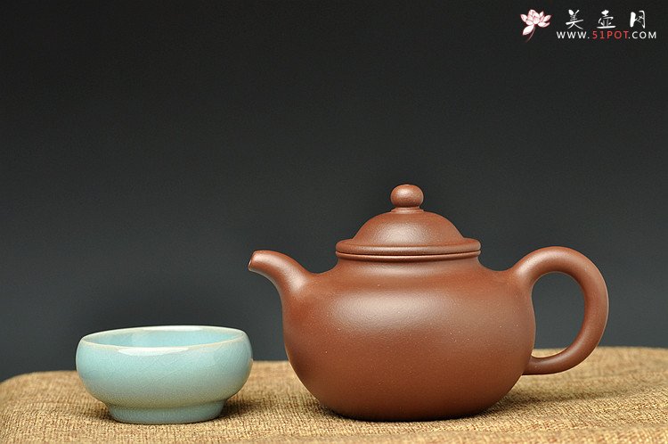 紫砂壶图片：李寒勇定样 台湾映雪山房定制亨掇 经典特拼紫泥 - 美壶网
