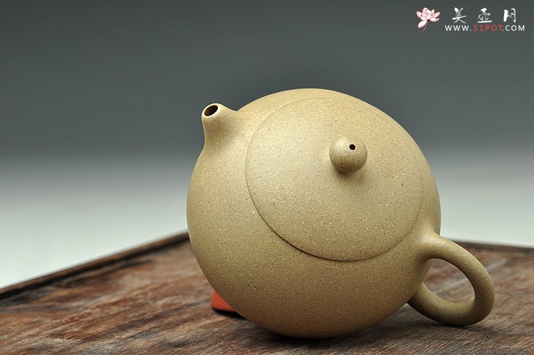 紫砂壶图片：徐亚春新作  全手段泥西施 整体周正耐品 仅此一件 - 美壶网