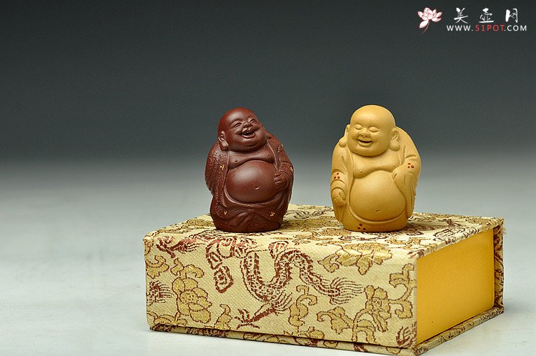 紫砂壶图片：精致版 快乐对佛 段泥紫泥一套 做工细腻 - 美壶网