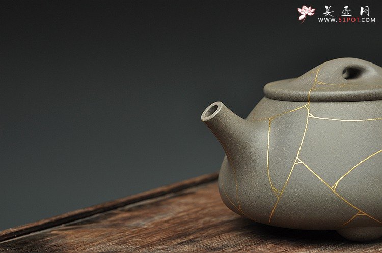 紫砂壶图片：周斌新作 全手真金冰纹大满瓢 高温青灰泥 饱满大气 - 美壶网