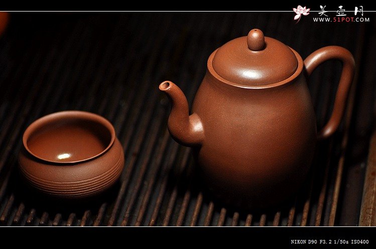 紫砂壶图片：敦厚古风 潘小东全手新作 君冠 耐品实用 - 美壶网