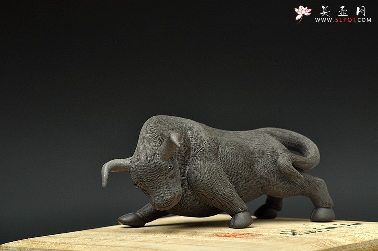 紫砂壶图片：健康黑牛茶宠o(∩_∩)o  栩栩如生 - 美壶网