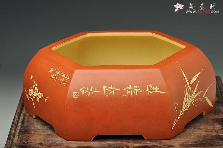 紫砂壶图片：岁寒三友之六方水洗 陆轶舟精品代表作 刀法精炼 粉浆效果更漂亮 - 美壶网