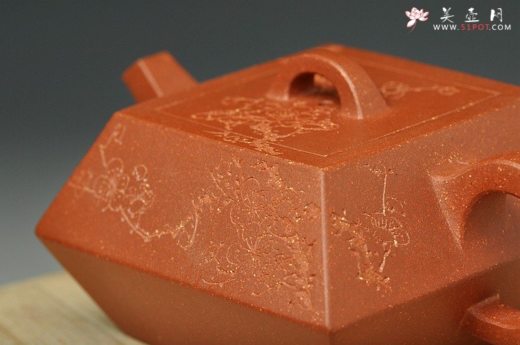 紫砂壶图片：陆逸舟 装饰 铁梅 全手新品 四方合斗 古韵悠悠 - 美壶网
