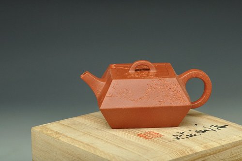 何卫枫紫砂壶 陆逸舟 装饰 铁梅 全手新品 四方合斗 古韵悠悠 原矿降坡泥