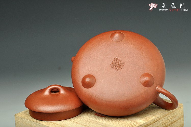 紫砂壶图片：经典器形 钱伟刚精心装饰达摩 汉棠石瓢 - 美壶网