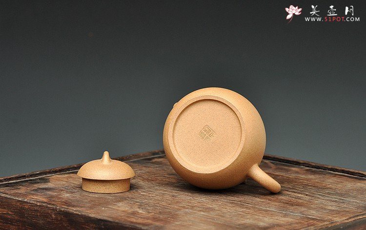 紫砂壶图片：美壶特惠 茶人最爱 实用巨轮系列之段泥小壶之四 - 美壶网