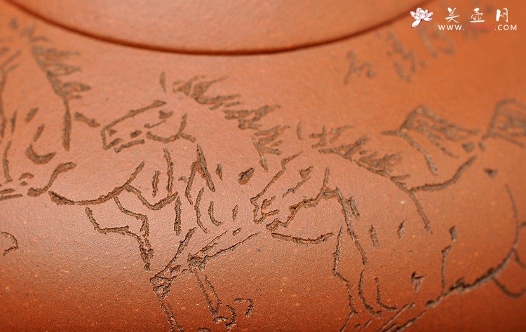 紫砂壶图片：壶型传统  端庄大方  全手曼生匏瓜壶 八骏图 - 美壶网