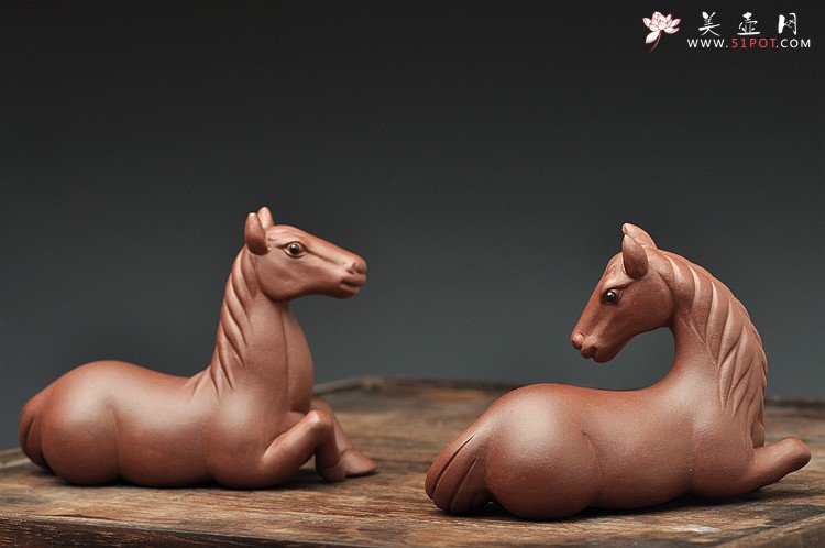 紫砂壶图片：一对马到成功o(∩_∩)o  神态不错~ - 美壶网