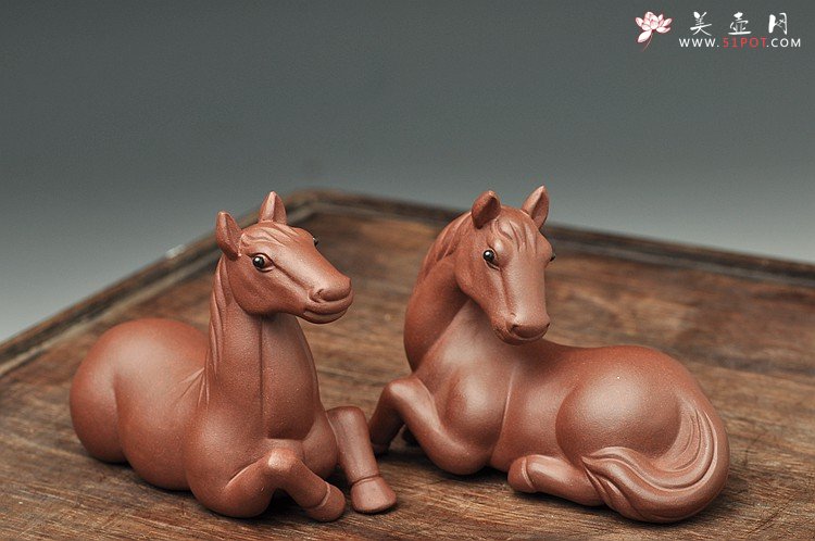 紫砂壶图片：一对马到成功o(∩_∩)o  神态不错~ - 美壶网