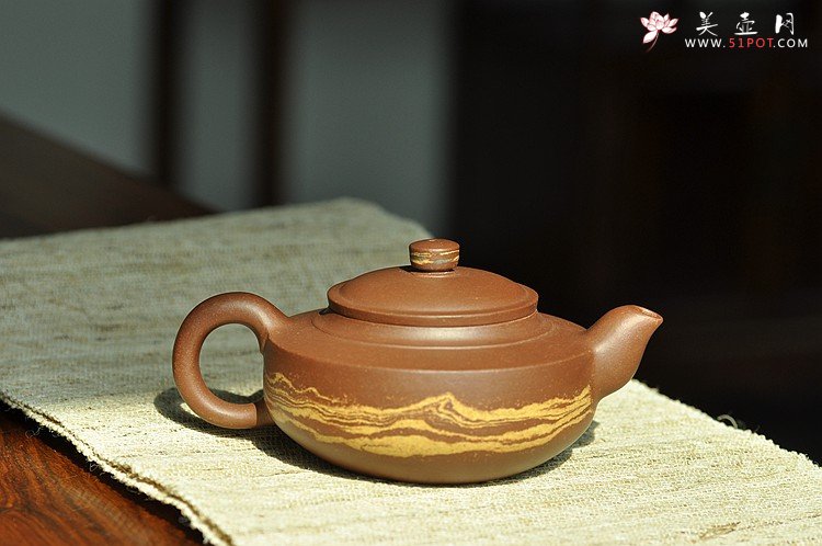 紫砂壶图片：通透绞泥  端庄周正  实用佳品  汉韵壶 - 美壶网