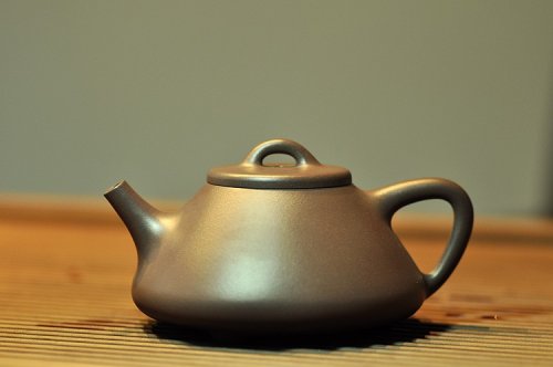 陈进紫砂壶 挺拔俊秀 经典耐品 茶盘尤物~ 紫茄泥全手子冶石瓢 原矿紫茄泥