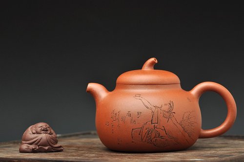 谭华斌紫砂壶 任备安款 全手茄段 造型舒服 工笔装饰 细刻入丝  原矿清水泥