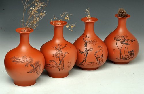 朱牧清紫砂壶 朱牧青老师原矿小红泥花瓶一套  做工精细  刻绘生动 原矿红泥