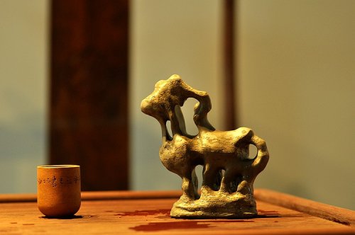 施奇华紫砂壶 全手作品 文房雅物 吉祥（羊）假山 