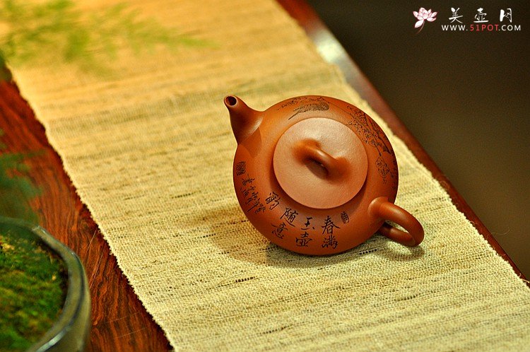 紫砂壶图片：文气佳作 线条优美 富有逸趣 值得雅藏 红泥合欢 - 美壶网