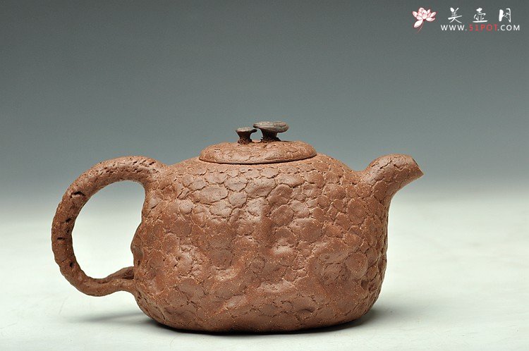 紫砂壶图片：谢多莲最新作品 薄胎 全手大龚春套壶 - 美壶网