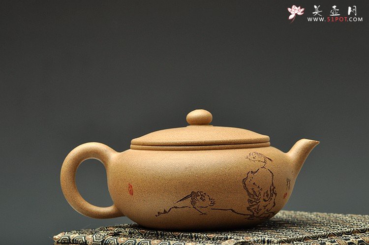 紫砂壶图片：秀丽文气 型制素雅端庄 大口实用 全手福壶 - 美壶网