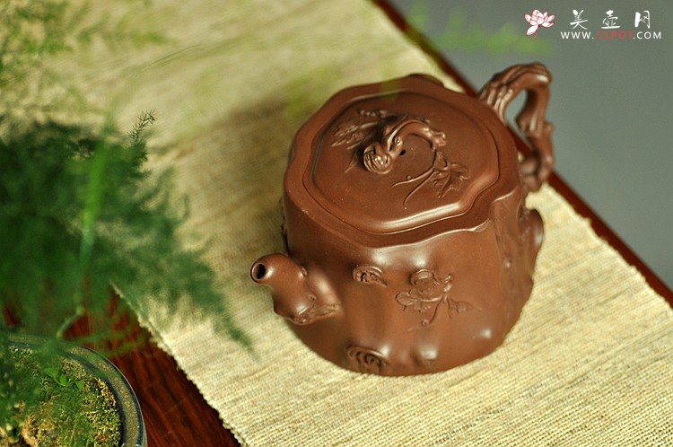 紫砂壶图片：大气浑厚 全手葡萄桩 精品欣赏 - 美壶网