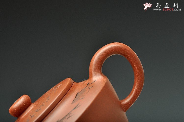 紫砂壶图片：钱伟刚原创作品 造型厚重 沉稳 实用典雅  玉扁壶 - 美壶网