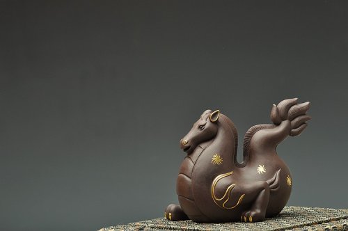 美壶定制紫砂壶 龙马精神 做工精致 描真金 传神~ 原矿紫泥