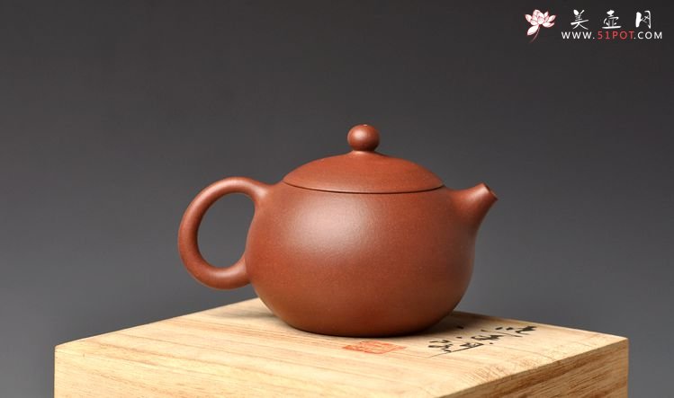 紫砂壶图片：造型饱满圆润 做工精雅 全手工西施 - 美壶网