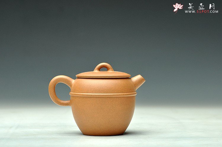 紫砂壶图片：美壶特惠 茶人最爱 实用巨轮系列之段泥小壶之二 仿清巨轮~ - 美壶网