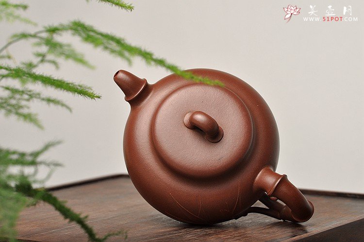 紫砂壶图片：花货实力派潘丹初 沉静秀丽 全手作品 玉竹 飘逸雅致 - 美壶网