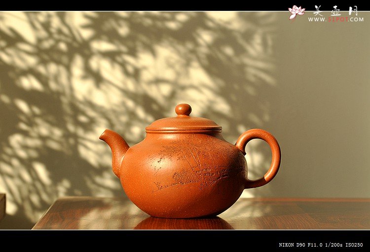 紫砂壶图片：饱满圆润 优质降坡泥 全手灵丰 遥想兰亭下清风满竹林 - 美壶网