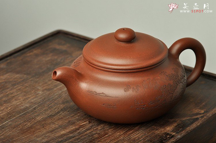 紫砂壶图片：通景山水 俯仰自得 稳重大气 冬游之大仿古 - 美壶网