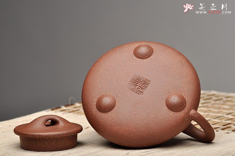 紫砂壶图片：周斌全手力作 经典器形 中石瓢 肥而不腻 清奇 鱼籽砂 - 美壶网