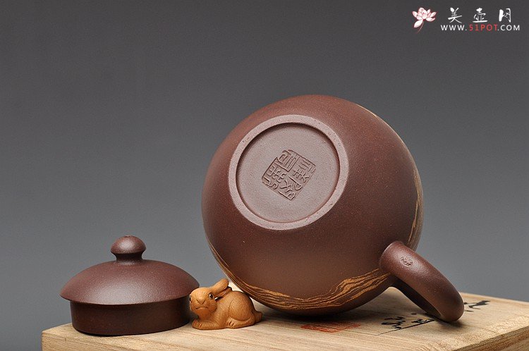 紫砂壶图片：国工闵祥君新作 传统经典 通透绞泥作品 旭日东升之龙蛋 - 美壶网