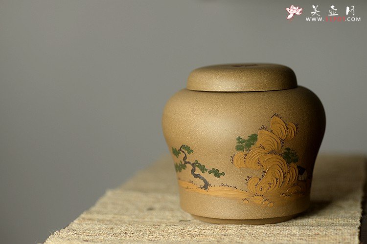 紫砂壶图片：美壶定制 泥绘通景山水茶叶罐  古朴典雅  - 美壶网
