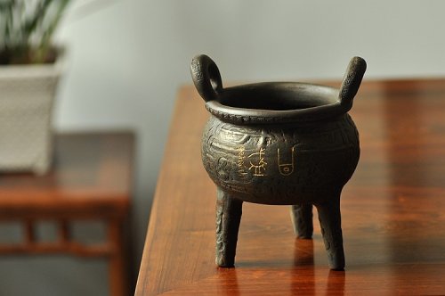 刘世涛紫砂壶 全手玩砂之三足鼎 古朴典雅 