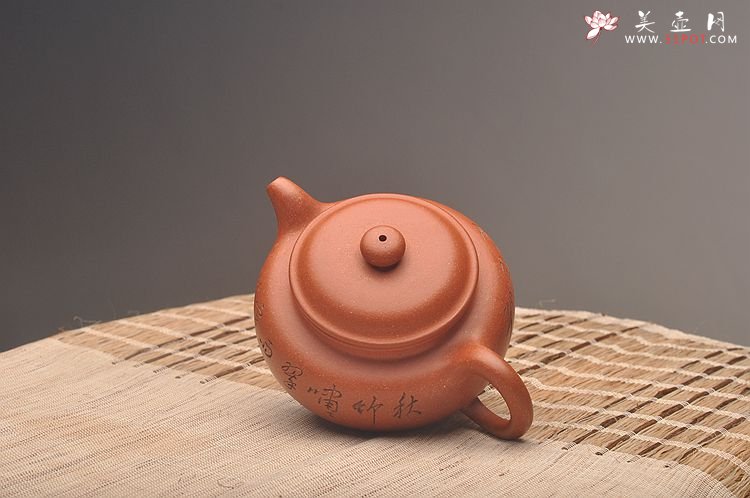紫砂壶图片：器形端庄 优质降坡泥 颇有玩味~ 全手仿古 - 美壶网