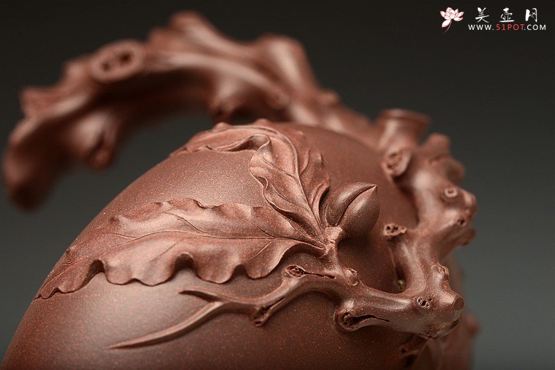 紫砂壶图片：霸气外露o(∩_∩)o  圣桃壶 精品重器 其功力可见一斑 诸兄细品~ - 美壶网